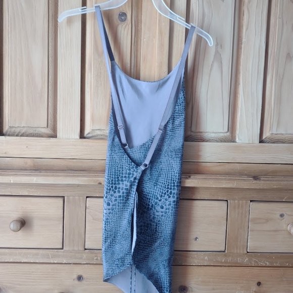 The Limited 100% silk backless top - Picture 4 of 4